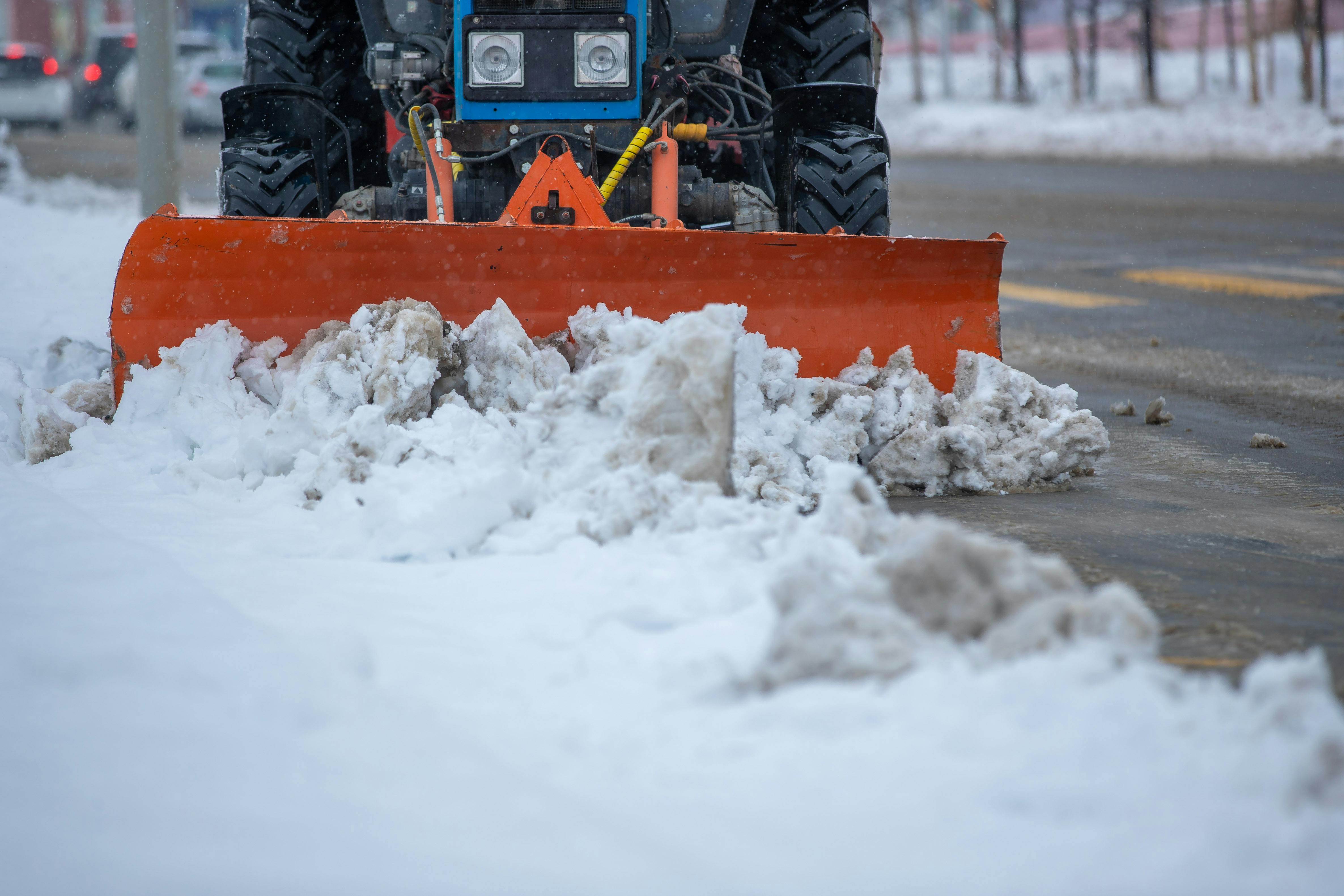 Snow Removal & De-icing
